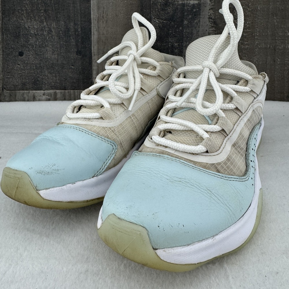 Nike Air‎ Jordan 11 CMFT Low Womens 6 Blue White Sneakers DV2629-100